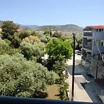 Francesca 3* 포토스