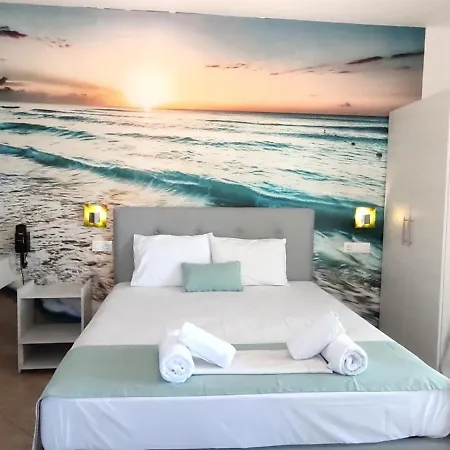 Francesca Apartahotel Potos