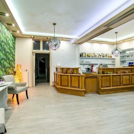 Apartahotel Francesca Potos