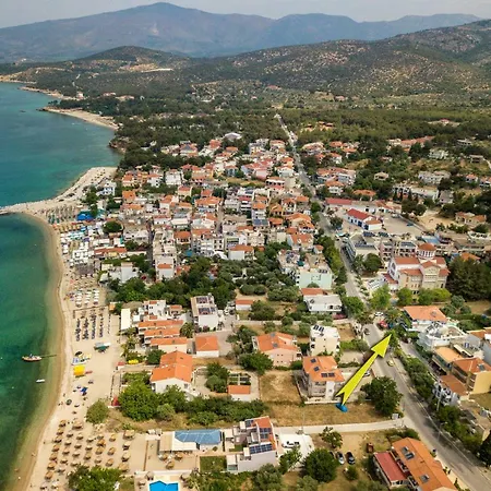 Francesca Apartahotel