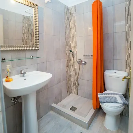 Aparthotel Francesca Potos