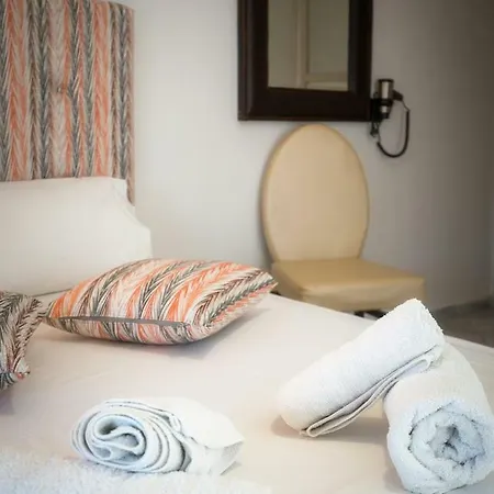 Francesca Apartahotel Potos